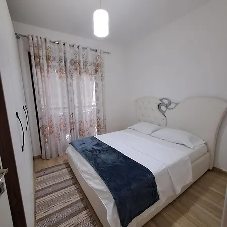 Lux, Don Bosko * Tirana